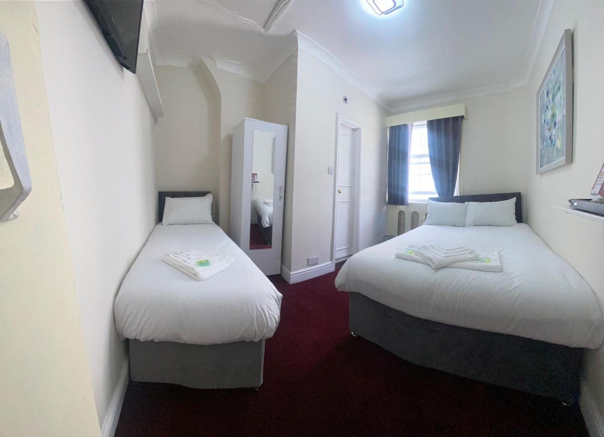 לונדון Oban Victoria Hotel מראה חיצוני תמונה